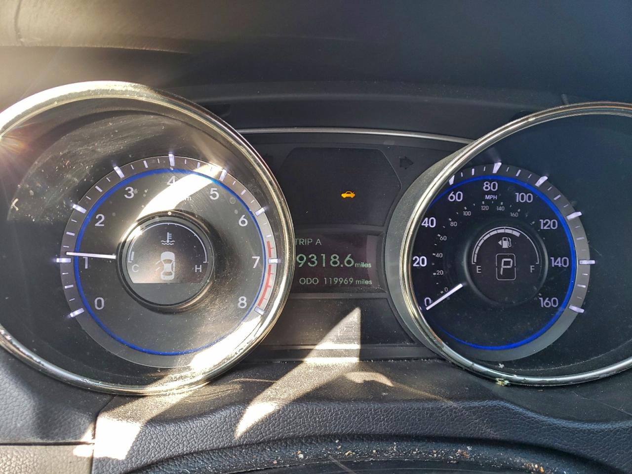 2012 HYUNDAI SONATA GLS photo 9