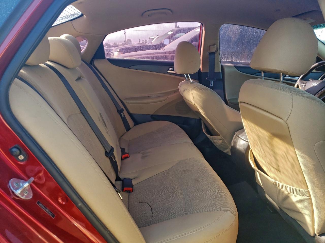 2012 HYUNDAI SONATA GLS photo 10