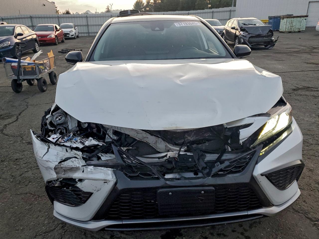 2021 TOYOTA CAMRY XSE photo 5