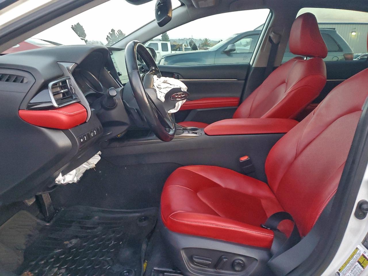 2021 TOYOTA CAMRY XSE photo 7