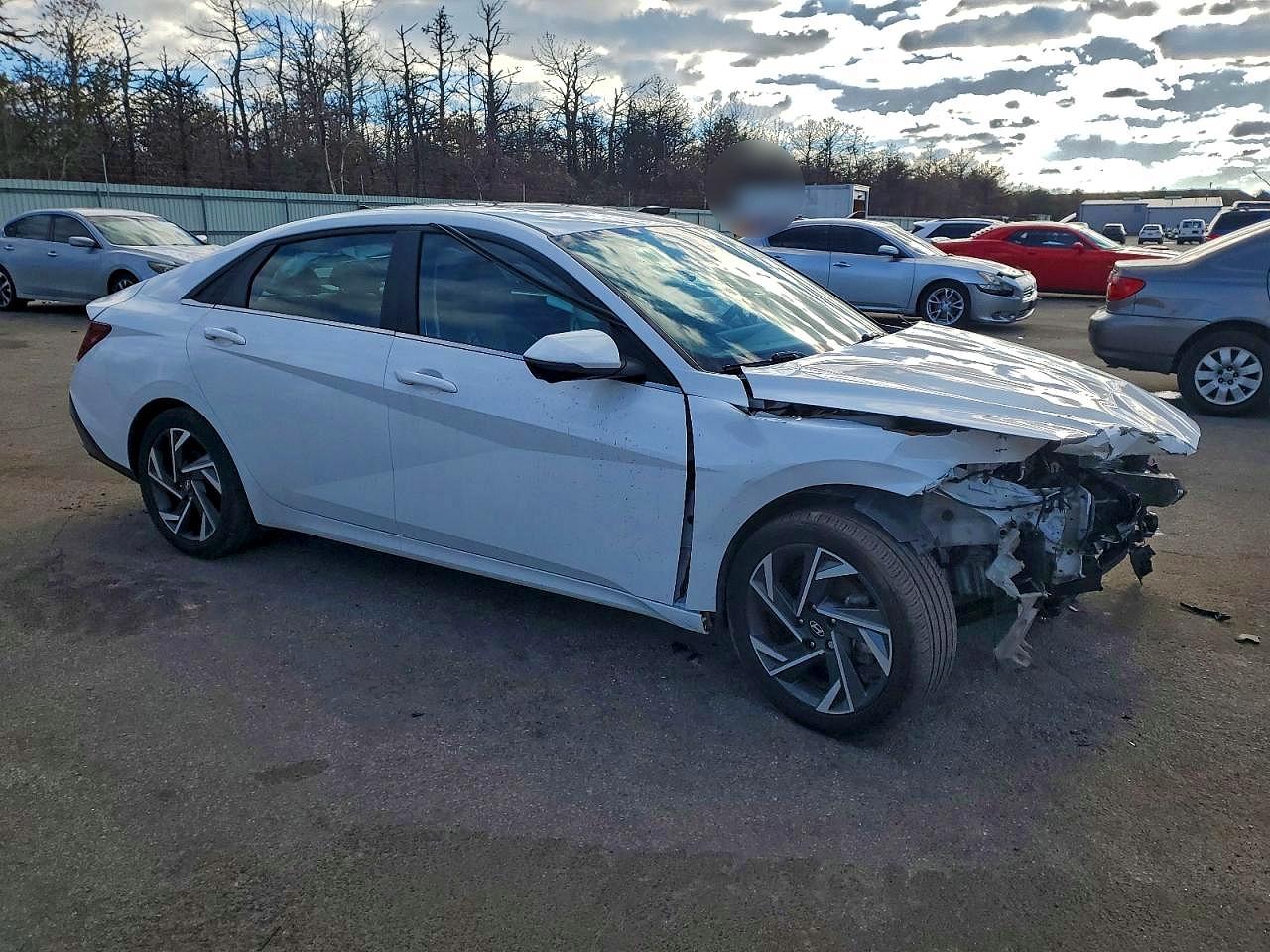 2024 HYUNDAI ELANTRA LIMITED photo 4