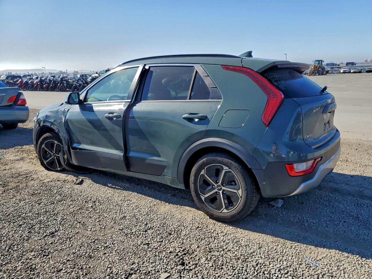 2023 KIA NIRO EX photo 2