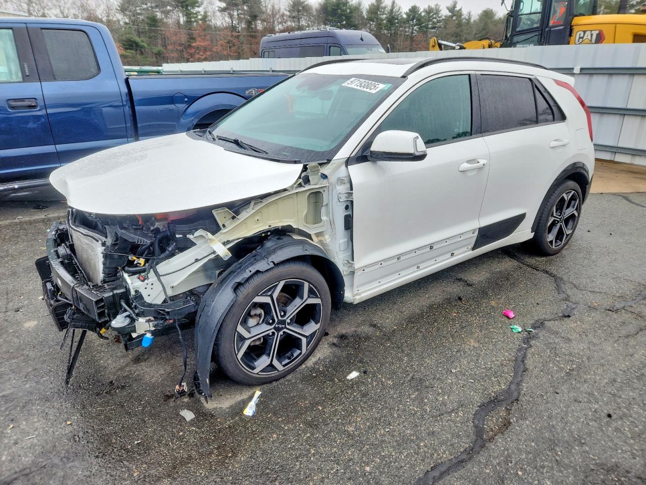 2023 KIA NIRO