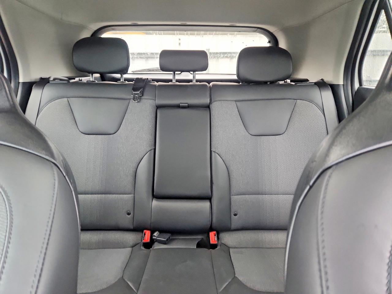 2023 KIA NIRO EX TOURING photo 10