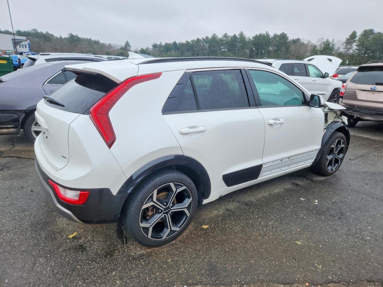 2023 KIA NIRO EX TOURING photo 3