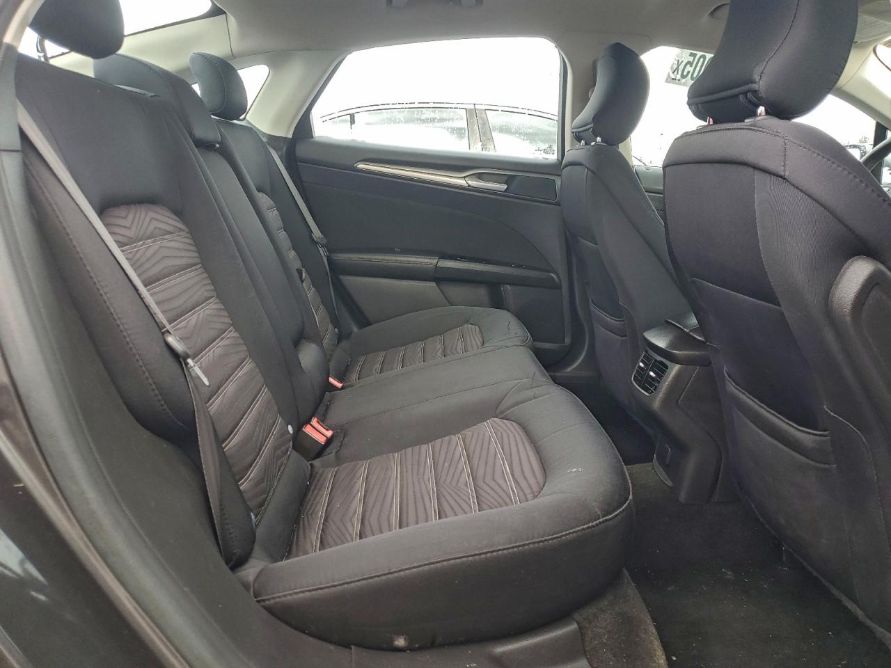 2016 FORD FUSION SE photo 10