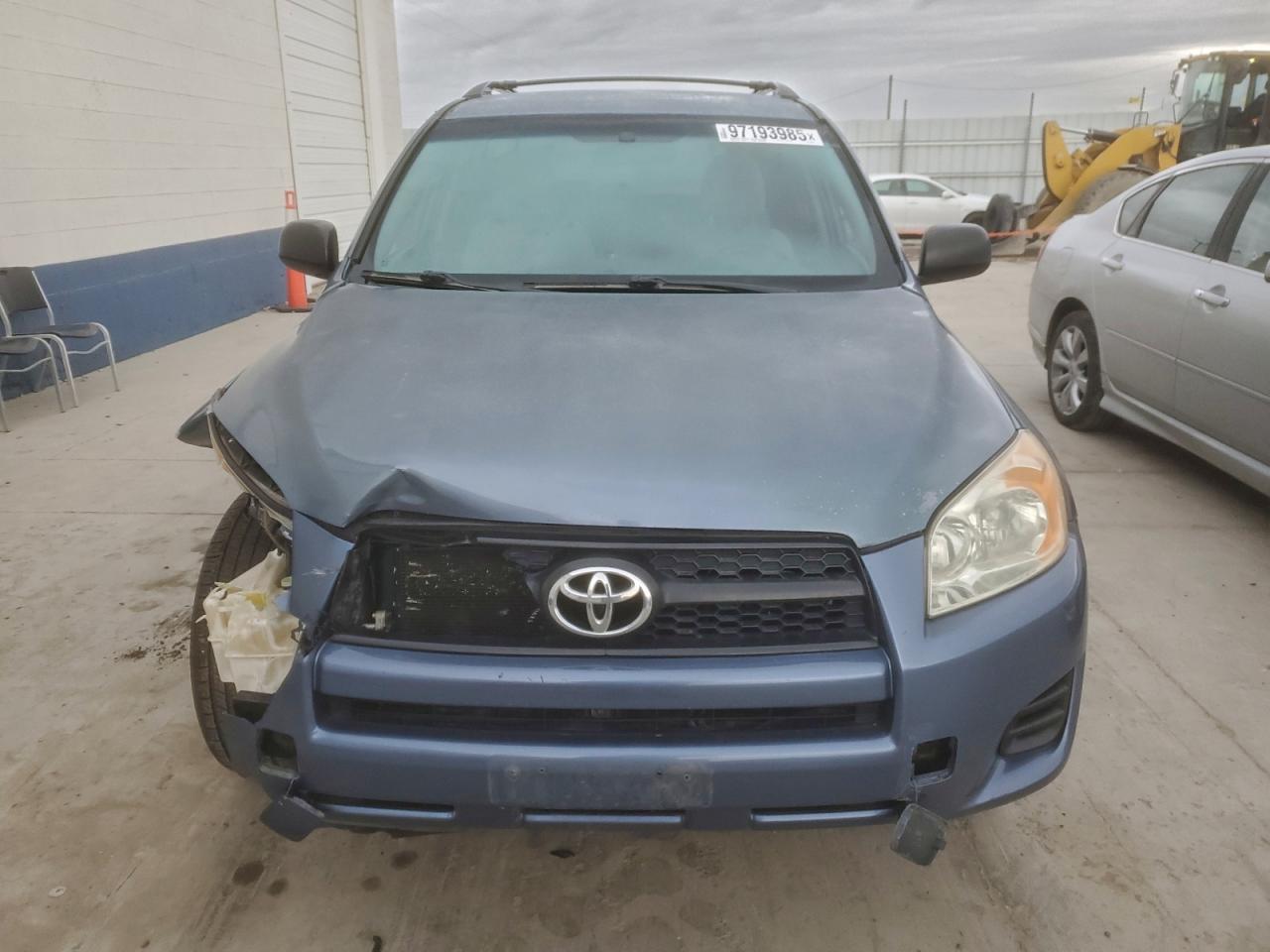 2010 TOYOTA RAV4 photo 5