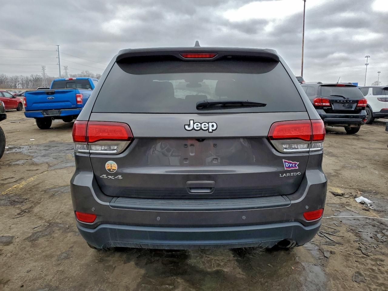2020 JEEP GRAND CHEROKEE LAREDO photo 6
