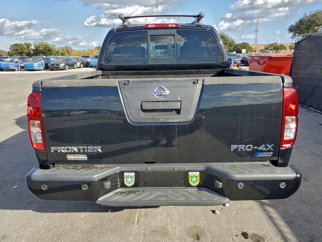 2019 NISSAN FRONTIER SV photo 6