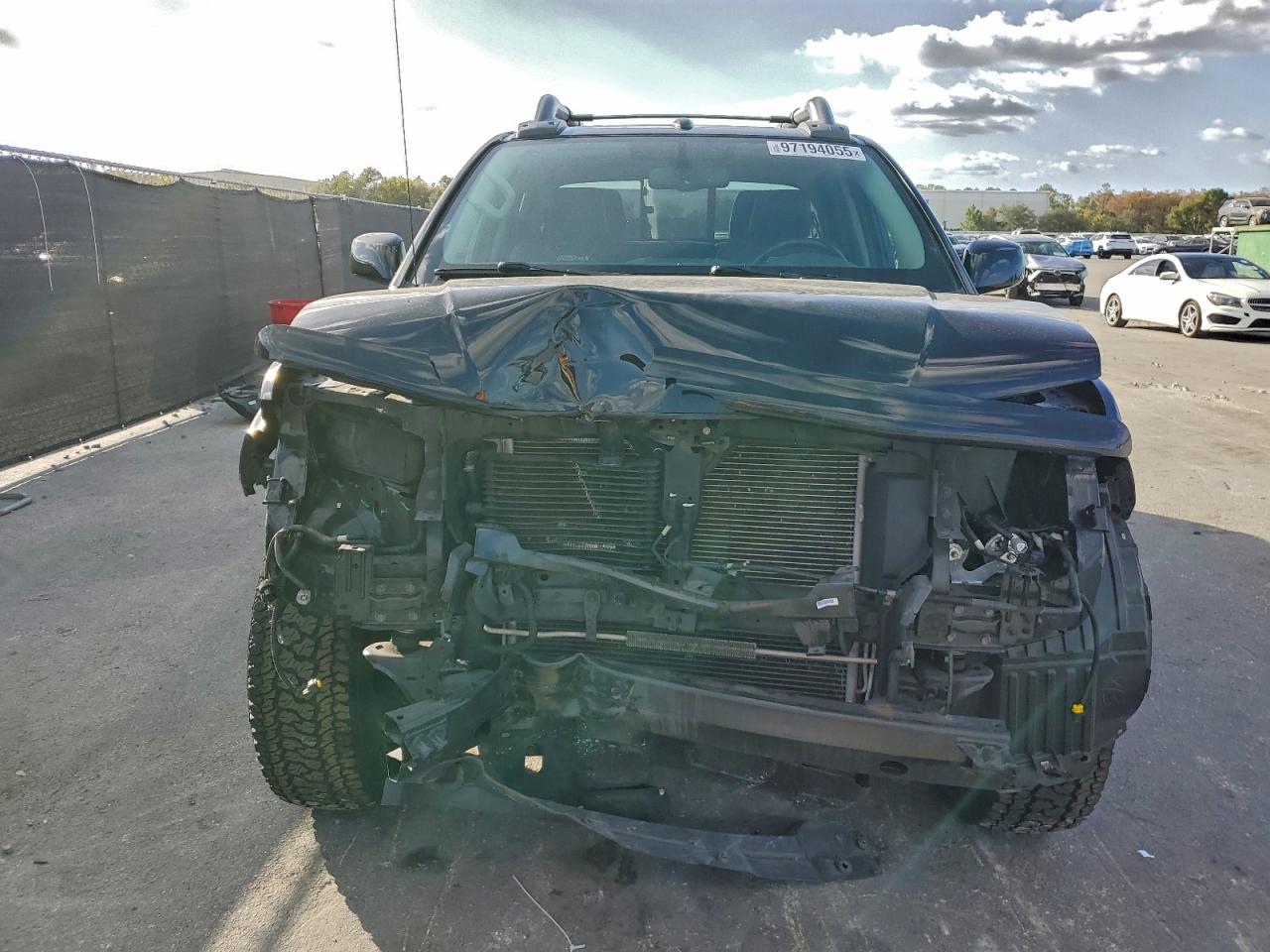2019 NISSAN FRONTIER SV photo 5