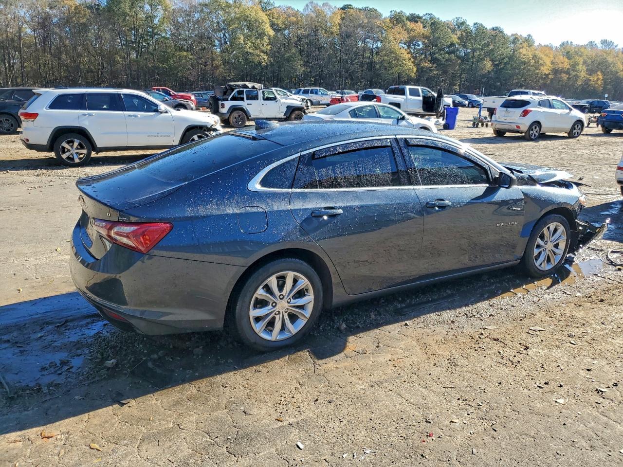 2020 CHEVROLET MALIBU LT photo 3