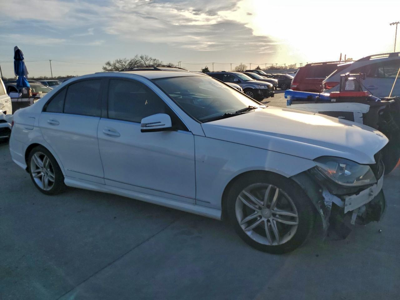 2014 MERCEDES-BENZ C 300 4MATIC photo 4