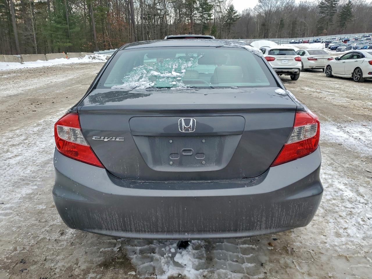 2012 HONDA CIVIC LX photo 6