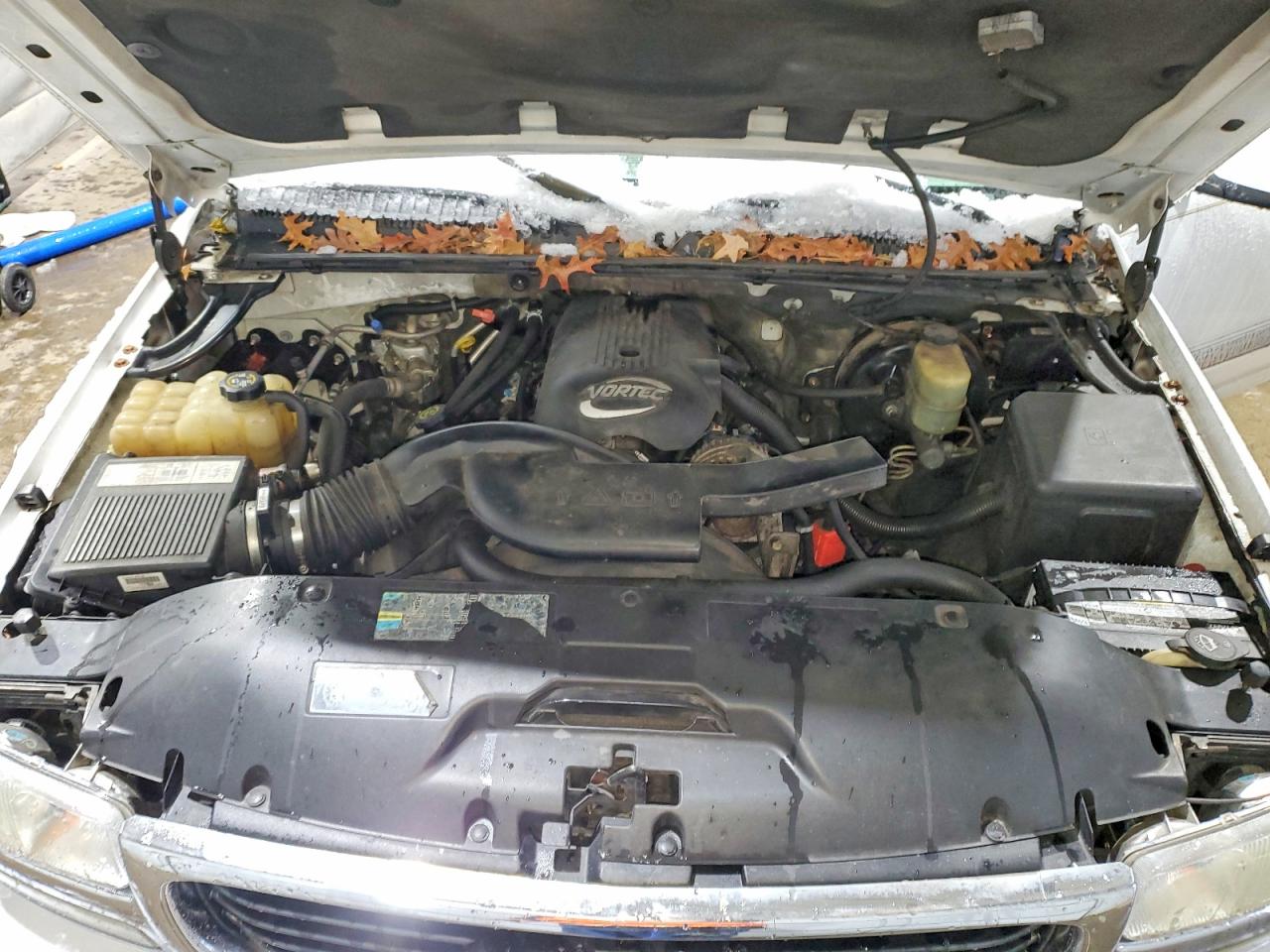 2002 GMC YUKON XL C1500 photo 12