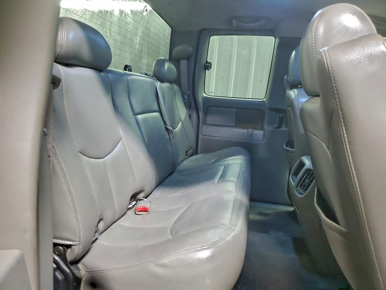 2006 CHEVROLET SILVERADO K1500 photo 10