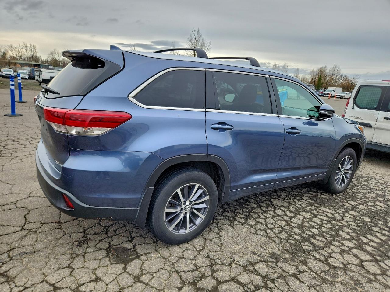2018 TOYOTA HIGHLANDER SE photo 5