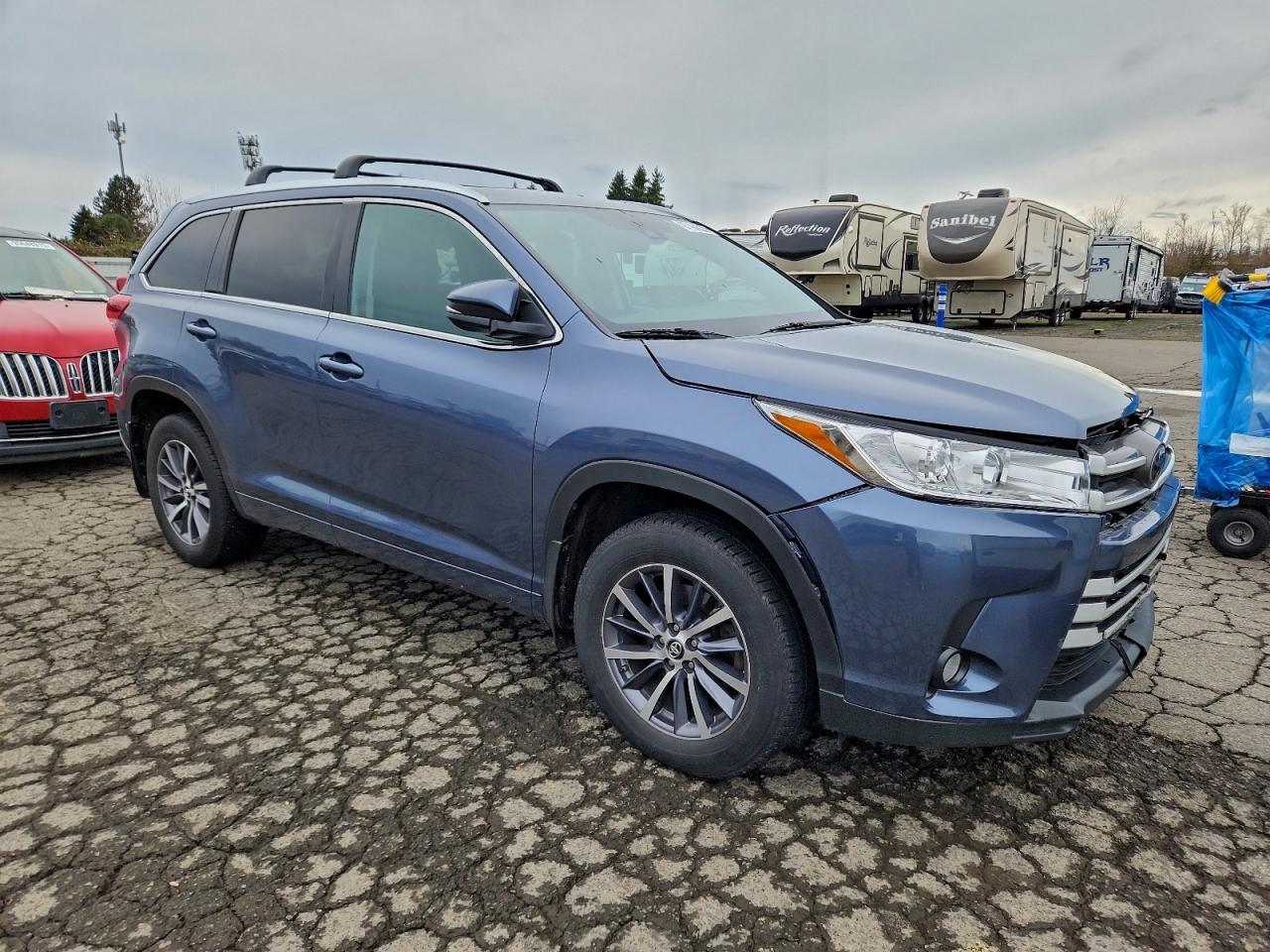 2018 TOYOTA HIGHLANDER SE photo 7