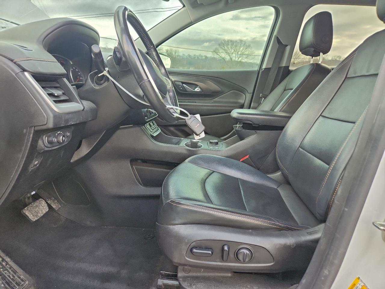 2019 GMC TERRAIN SLT photo 7