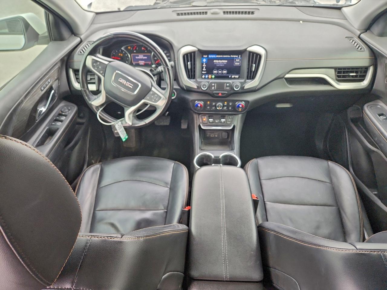 2019 GMC TERRAIN SLT photo 8