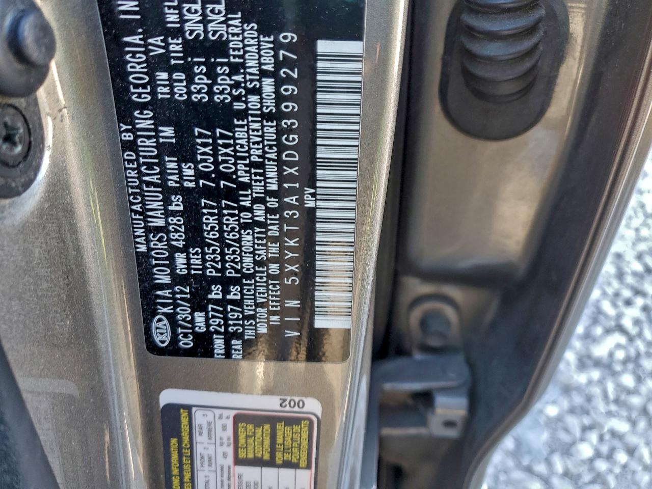 2013 KIA SORENTO LX photo 13