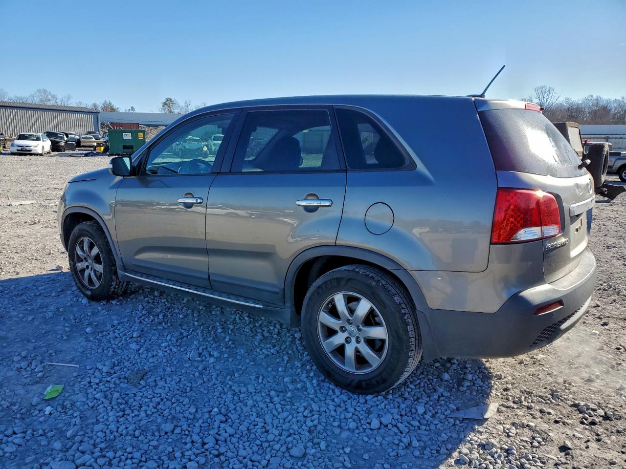 2013 KIA SORENTO LX photo 2
