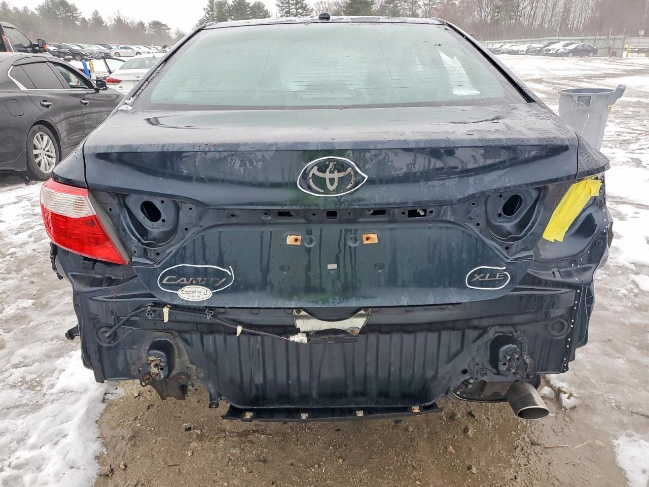 2017 TOYOTA CAMRY LE photo 6