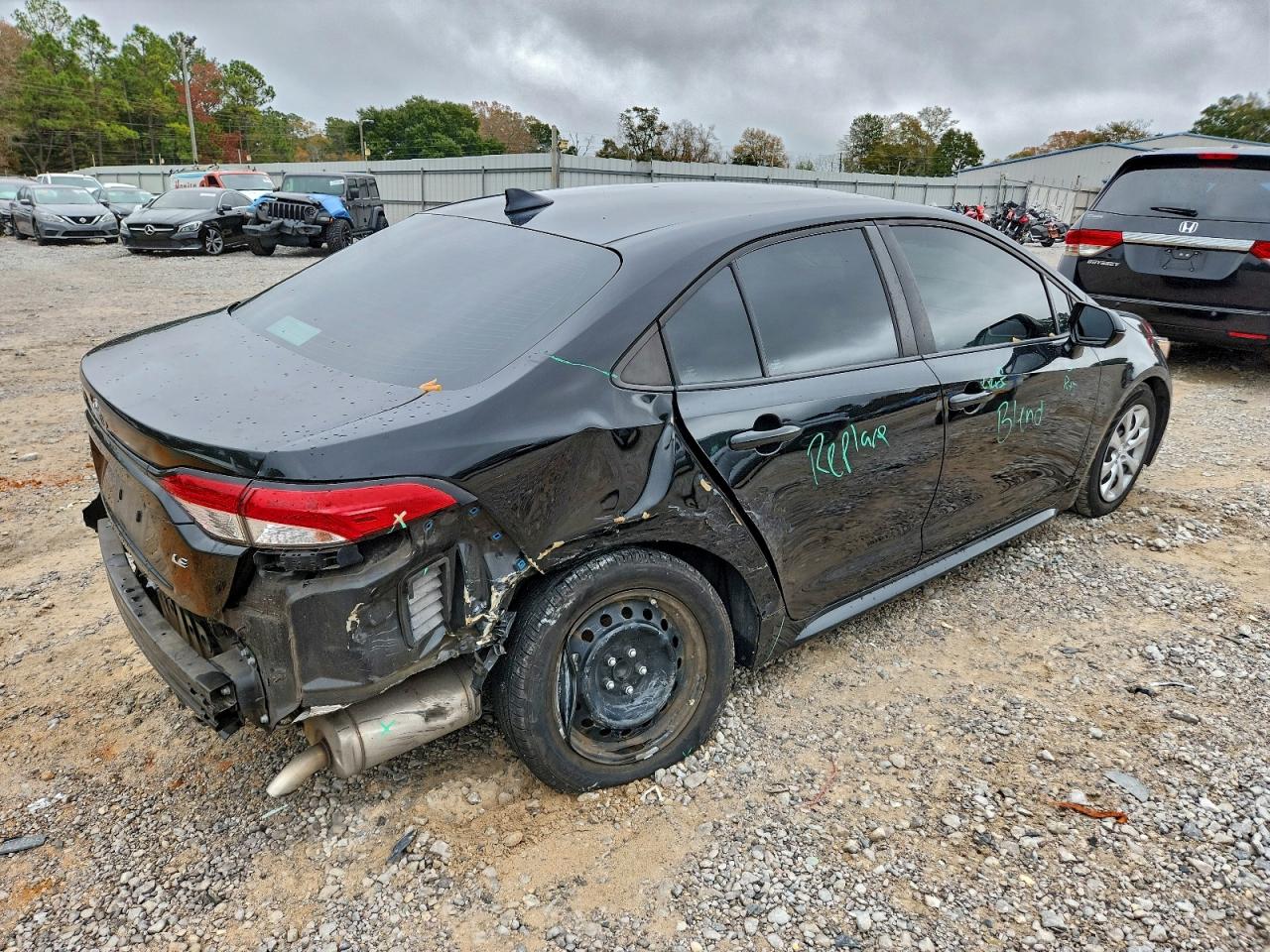 2020 TOYOTA COROLLA LE photo 3
