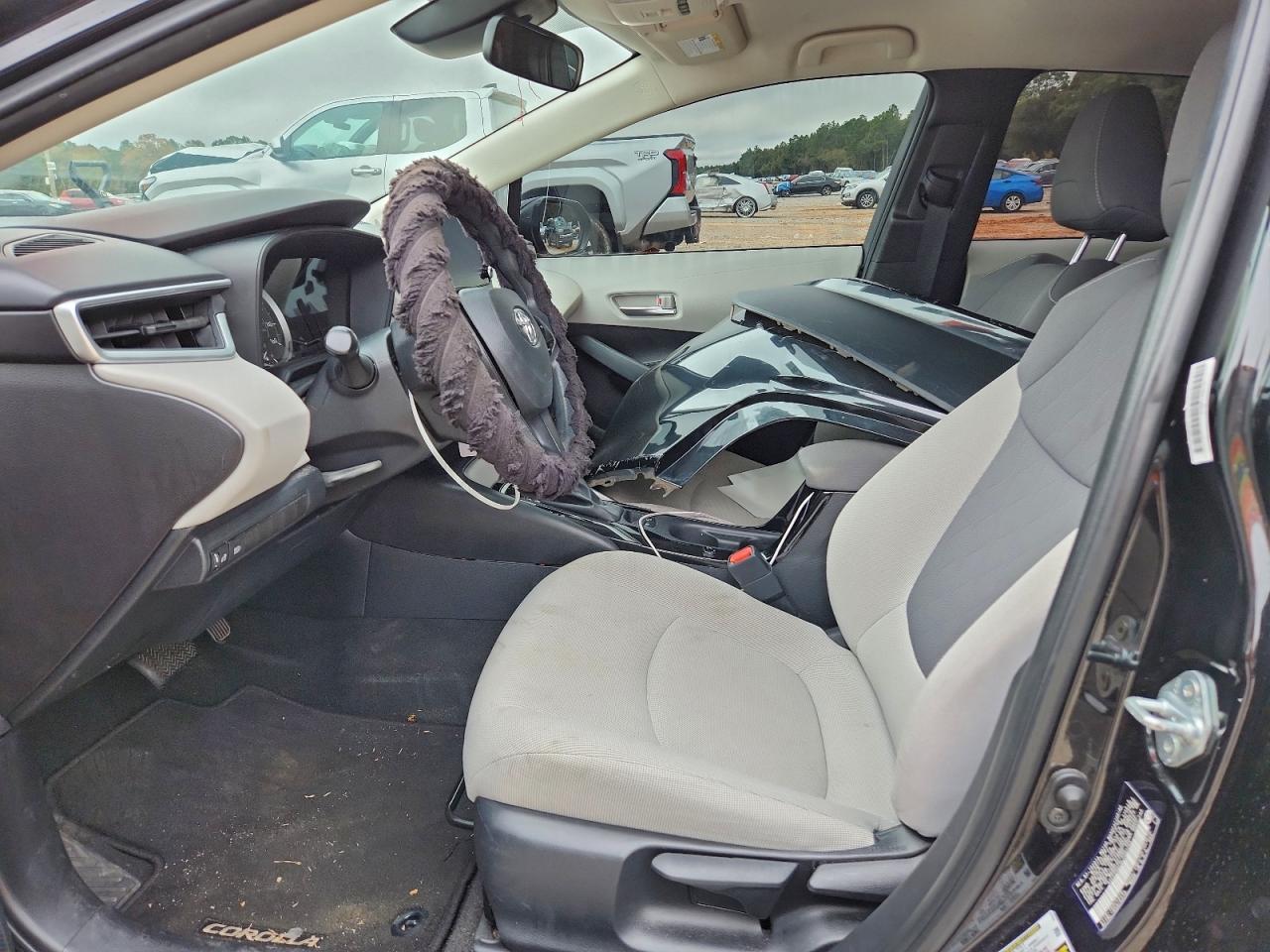2020 TOYOTA COROLLA LE photo 7