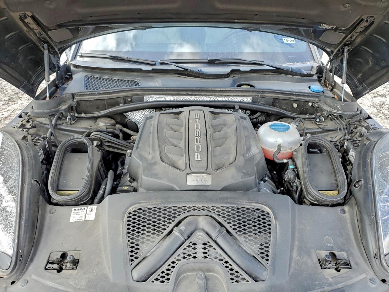 2018 PORSCHE MACAN GTS photo 12
