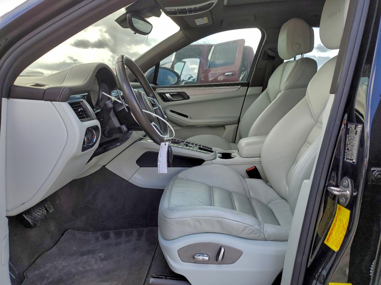 2018 PORSCHE MACAN GTS photo 7