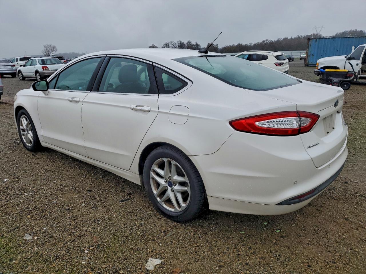2015 FORD FUSION SE photo 2