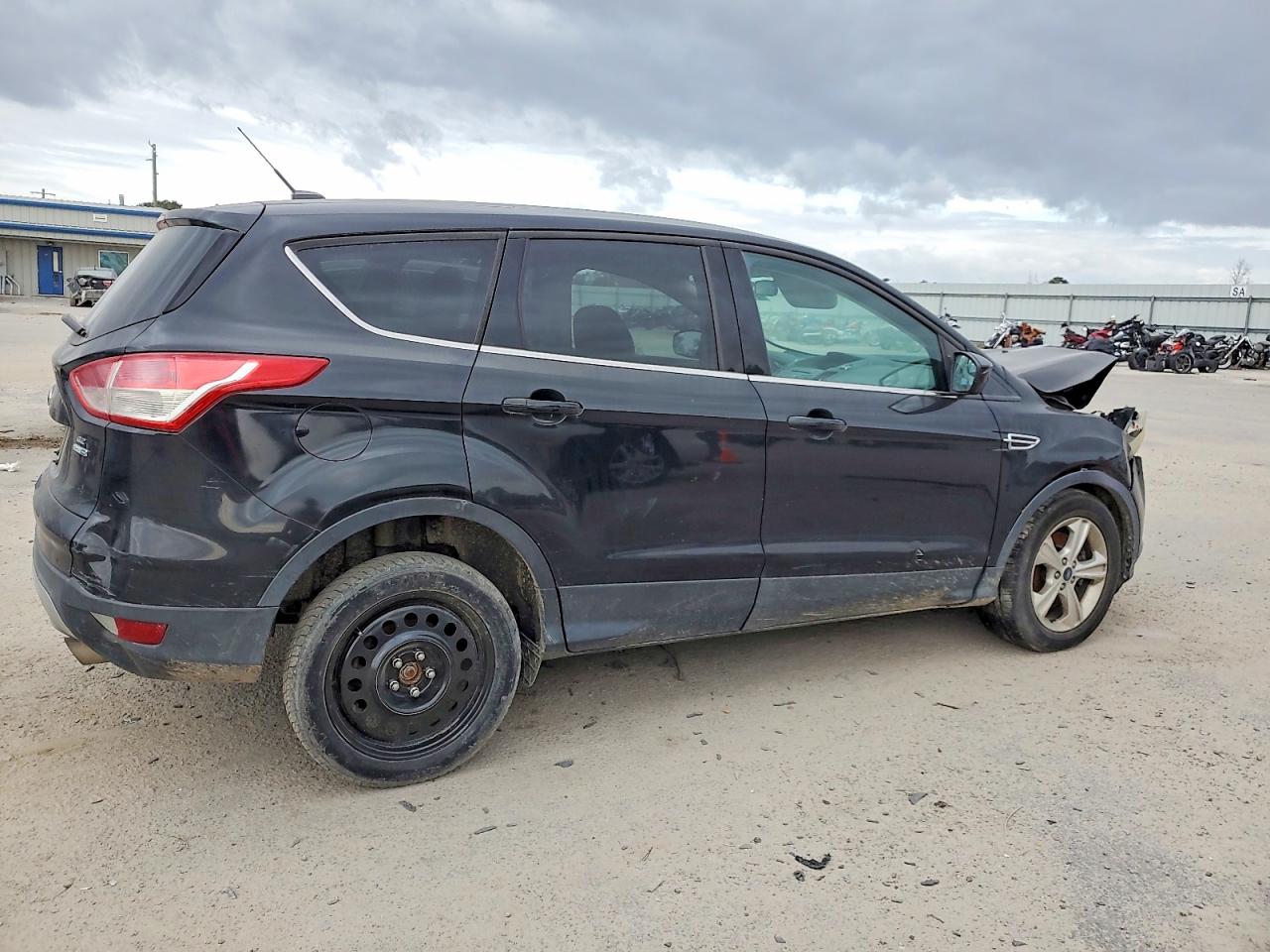 2015 FORD ESCAPE SE photo 3