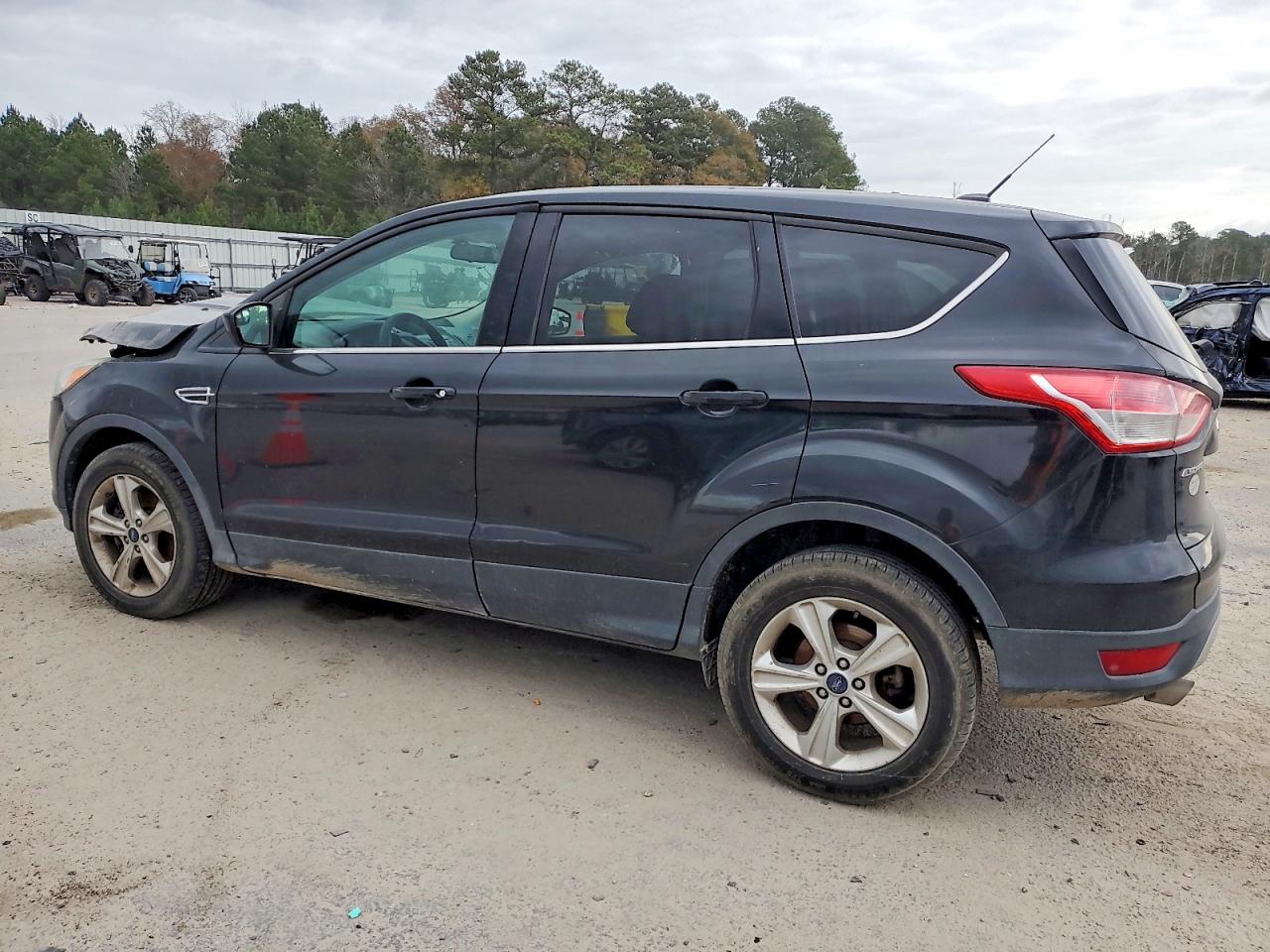 2015 FORD ESCAPE SE photo 2