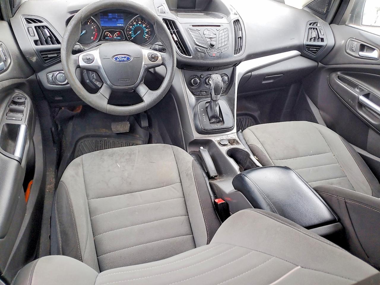 2015 FORD ESCAPE SE photo 8