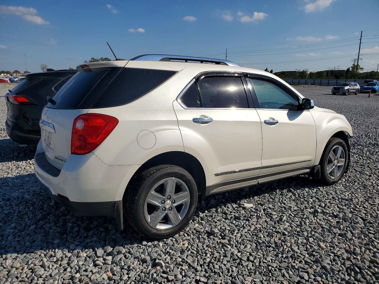 2015 CHEVROLET EQUINOX LTZ photo 3