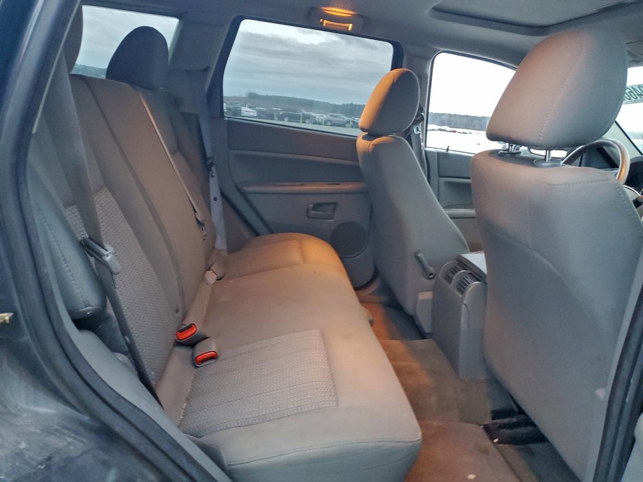 2007 JEEP GRAND CHEROKEE LAREDO photo 11
