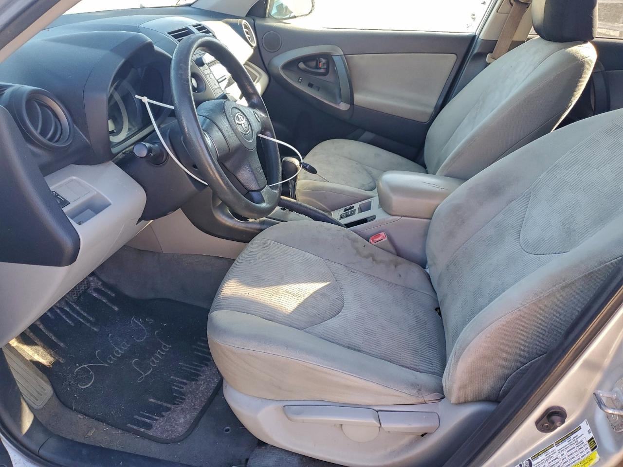 2010 TOYOTA RAV4 photo 7