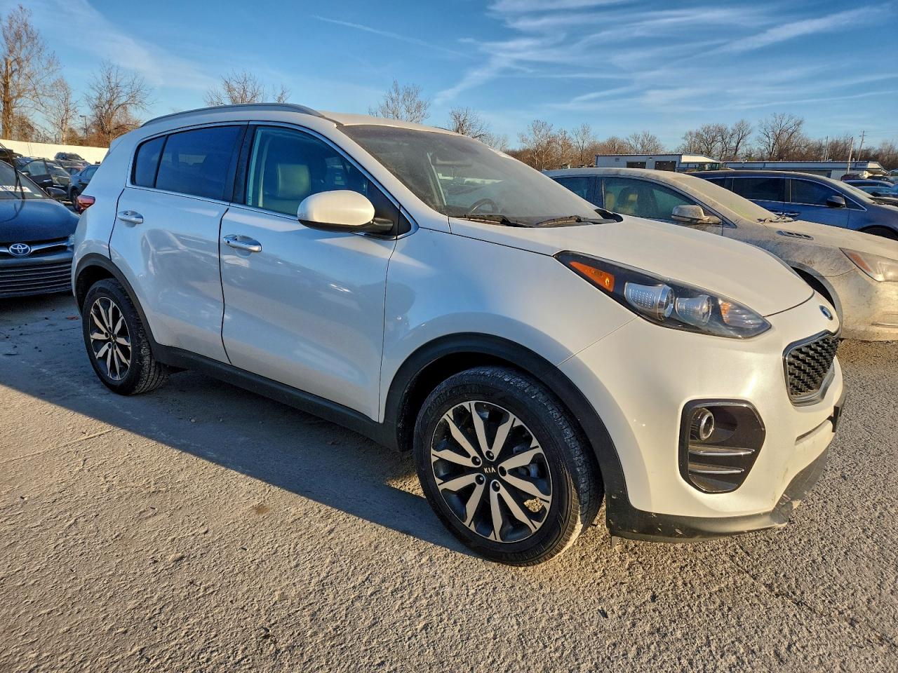 2017 KIA SPORTAGE EX photo 4