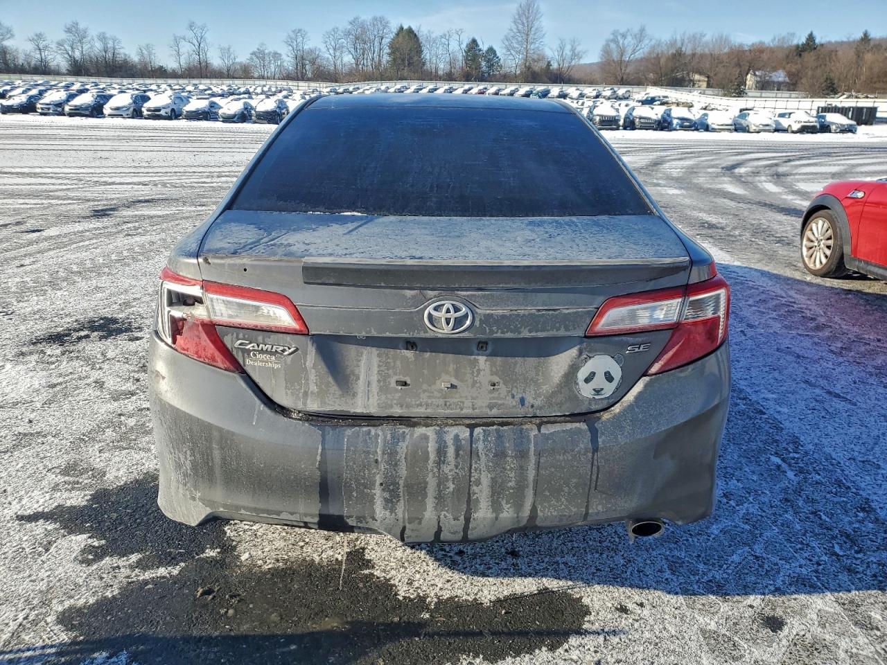 2014 TOYOTA CAMRY L photo 6