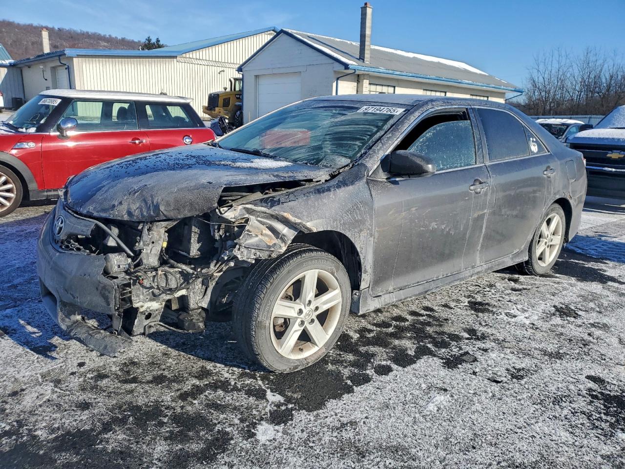 2014 TOYOTA CAMRY