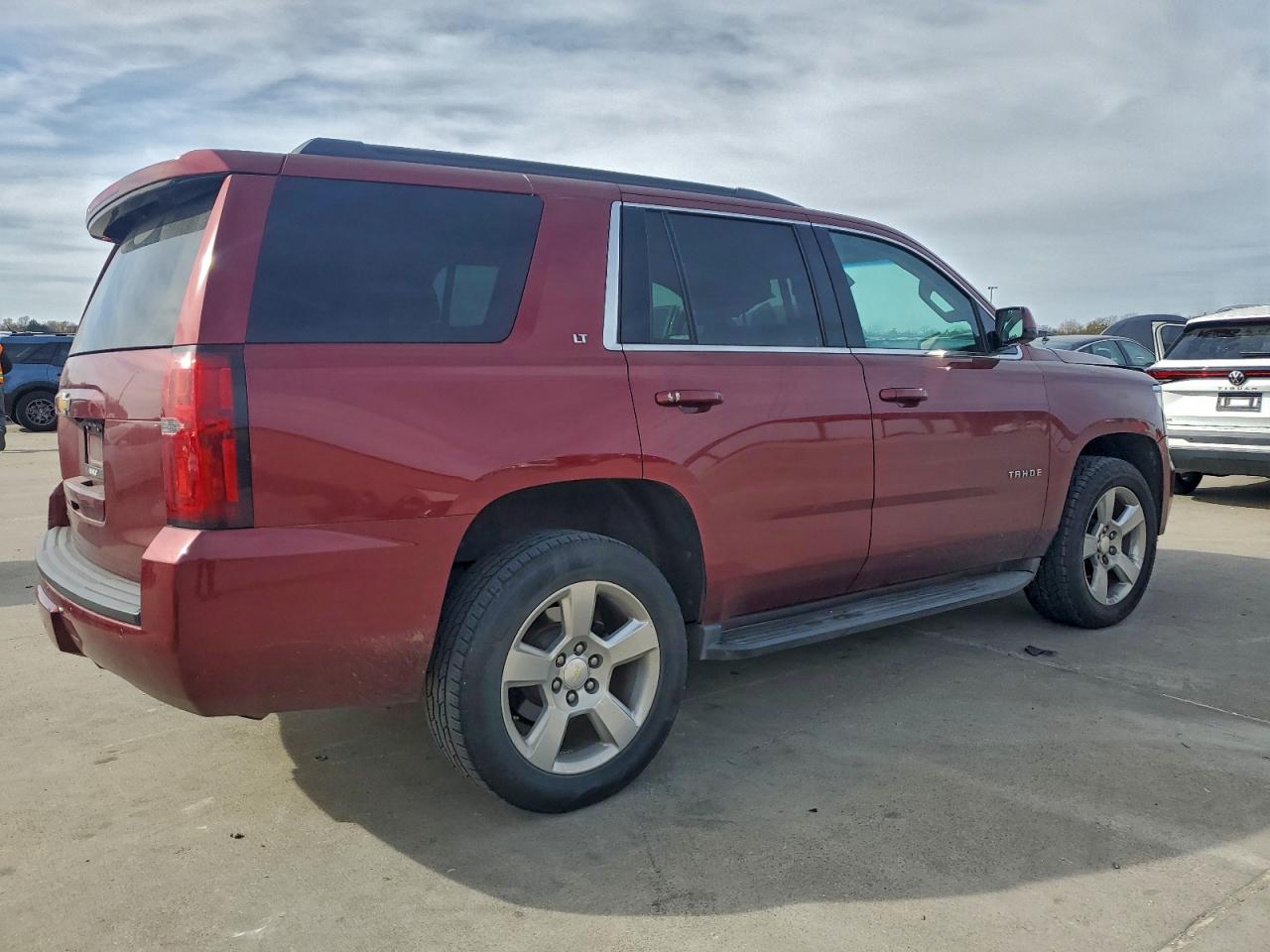 2016 CHEVROLET TAHOE C1500 LT photo 3