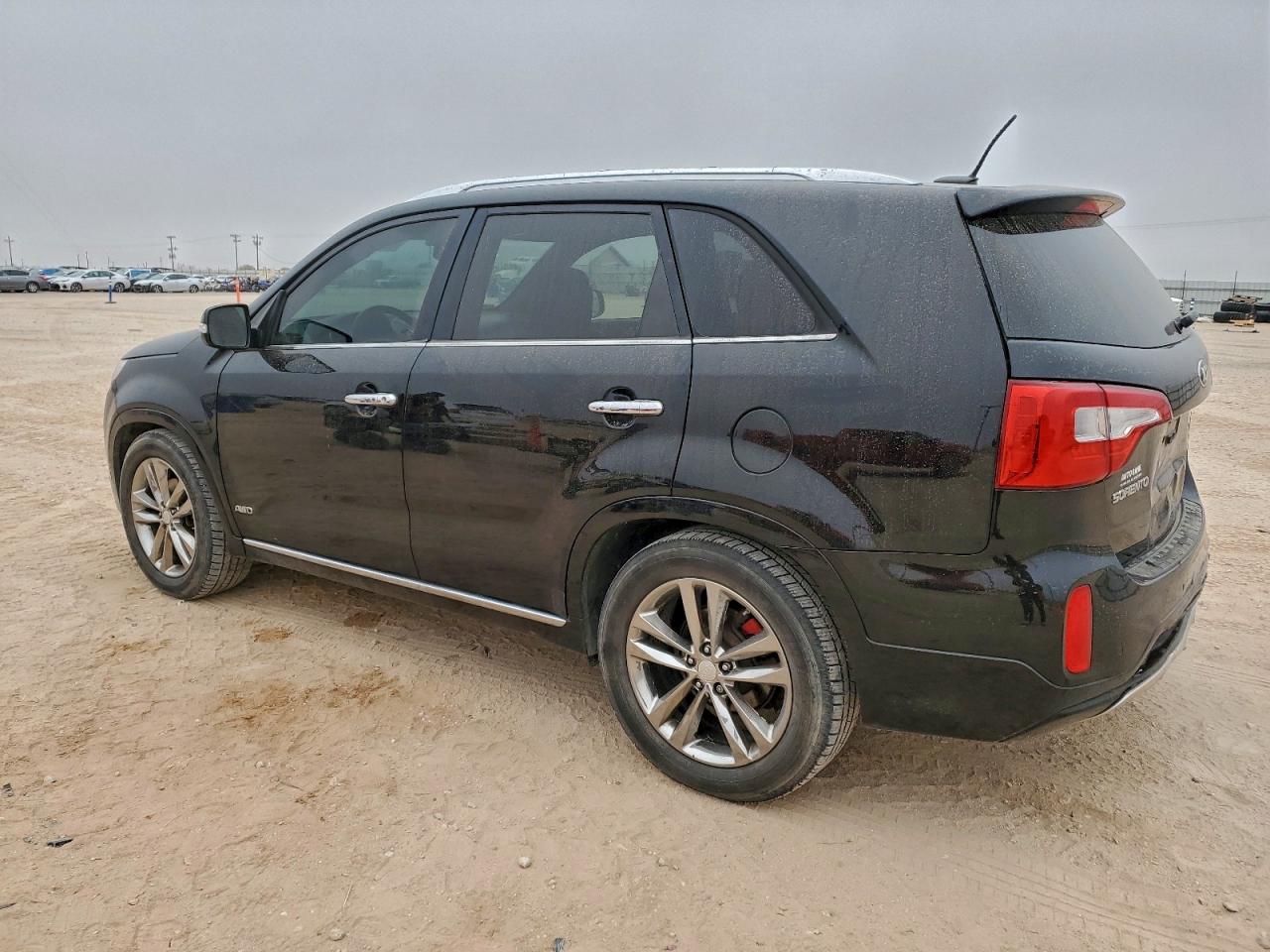 2015 KIA SORENTO SX photo 2