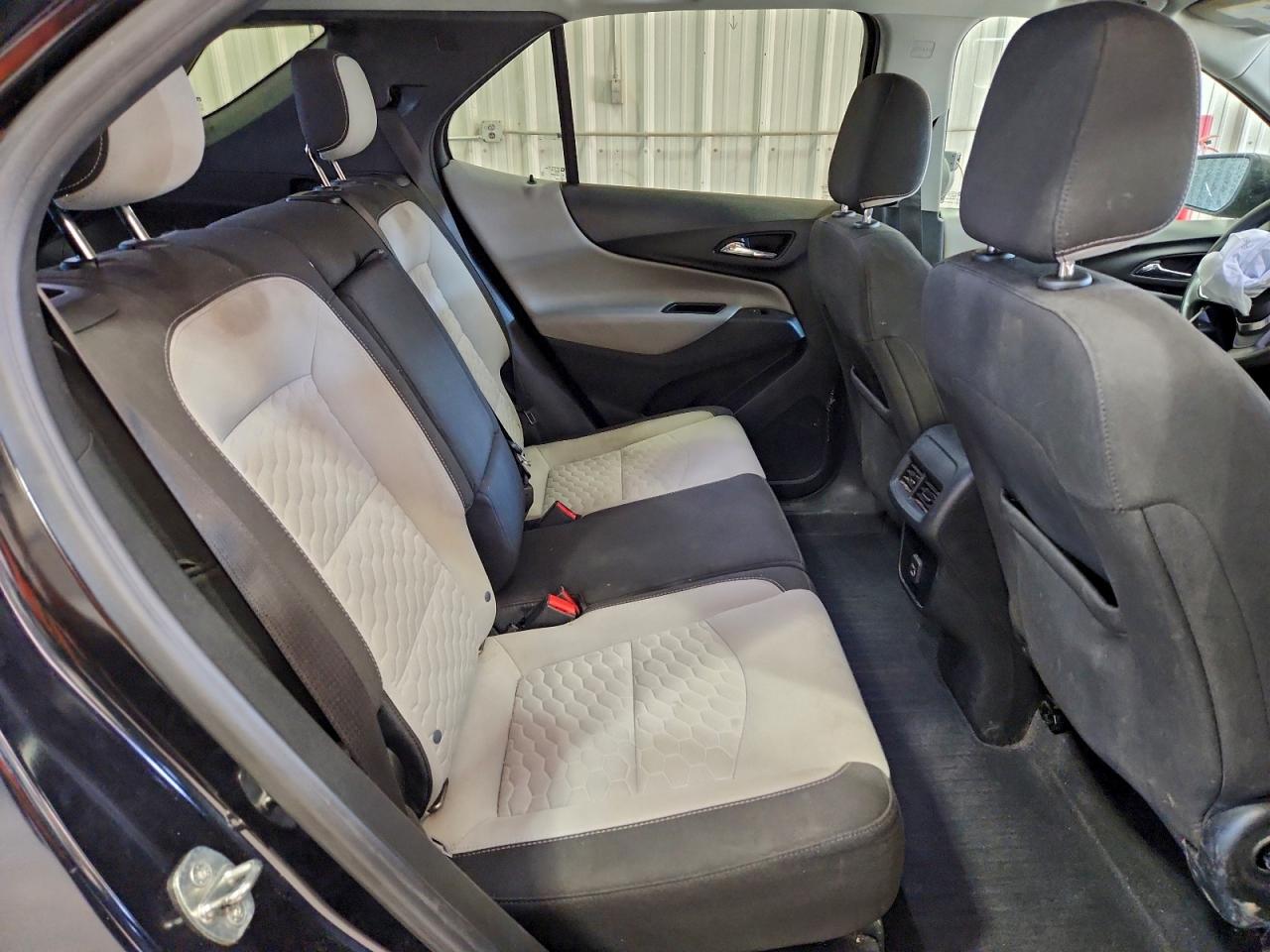 2020 CHEVROLET EQUINOX LS photo 11