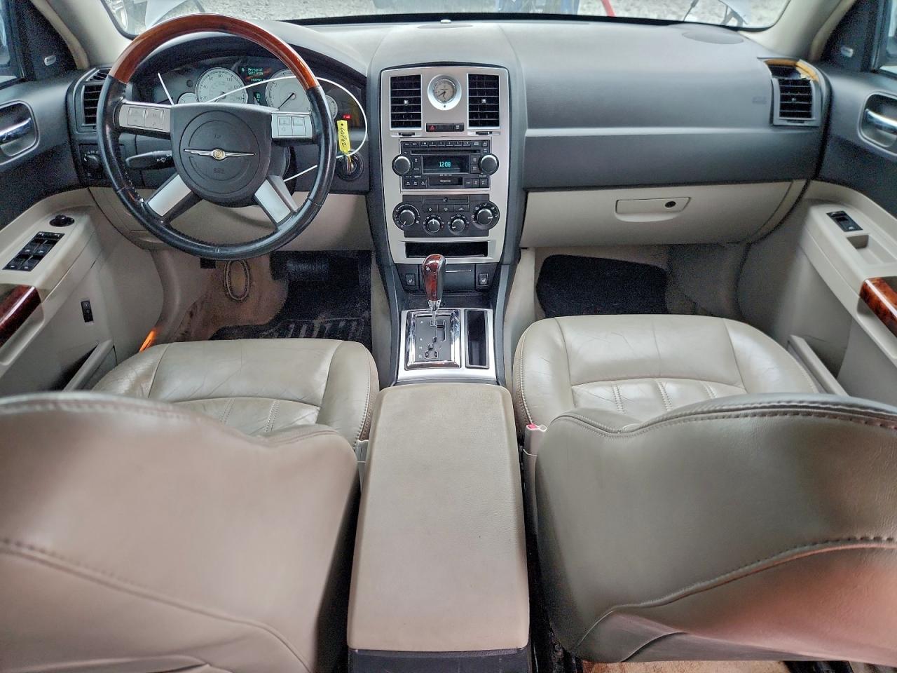 2006 CHRYSLER 300C photo 22