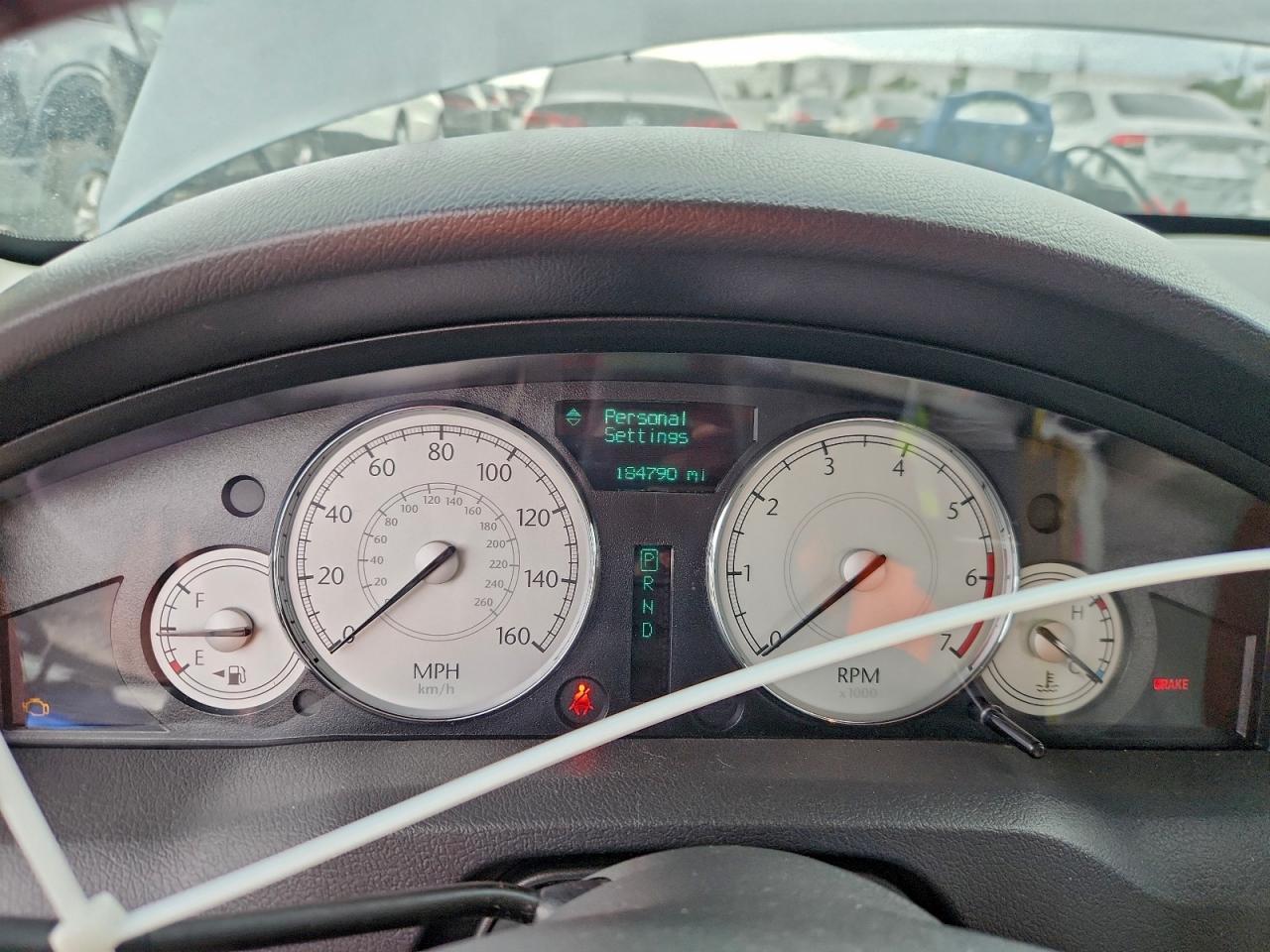 2006 CHRYSLER 300C photo 25