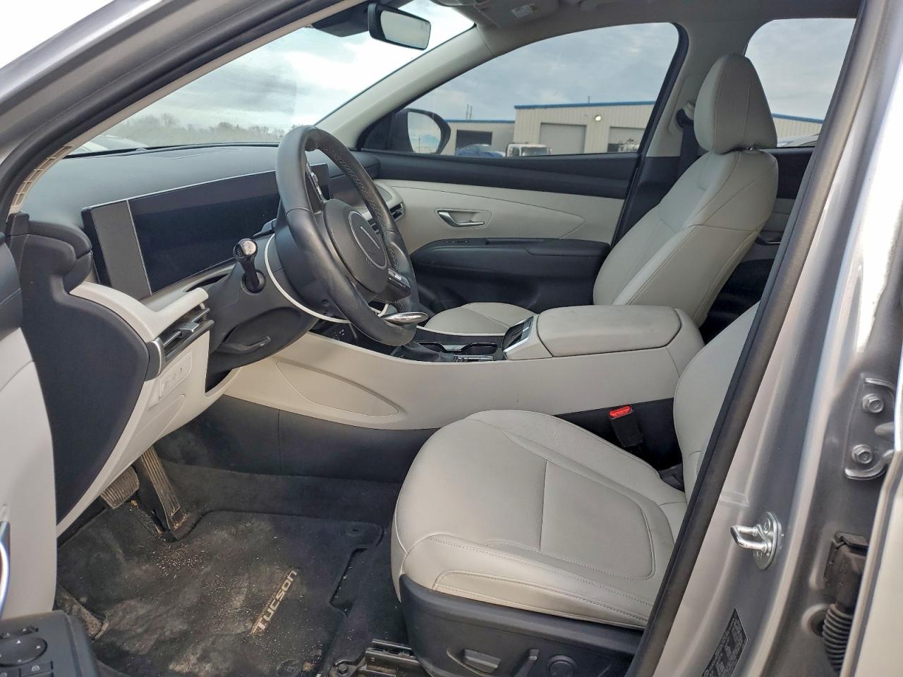 2025 HYUNDAI TUCSON SEL photo 7
