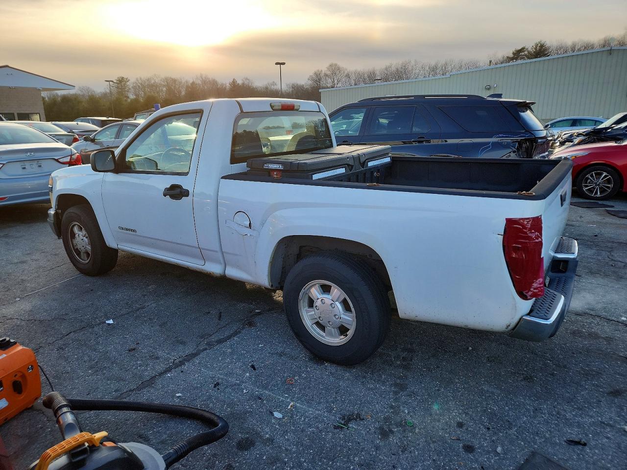2005 CHEVROLET COLORADO photo 2