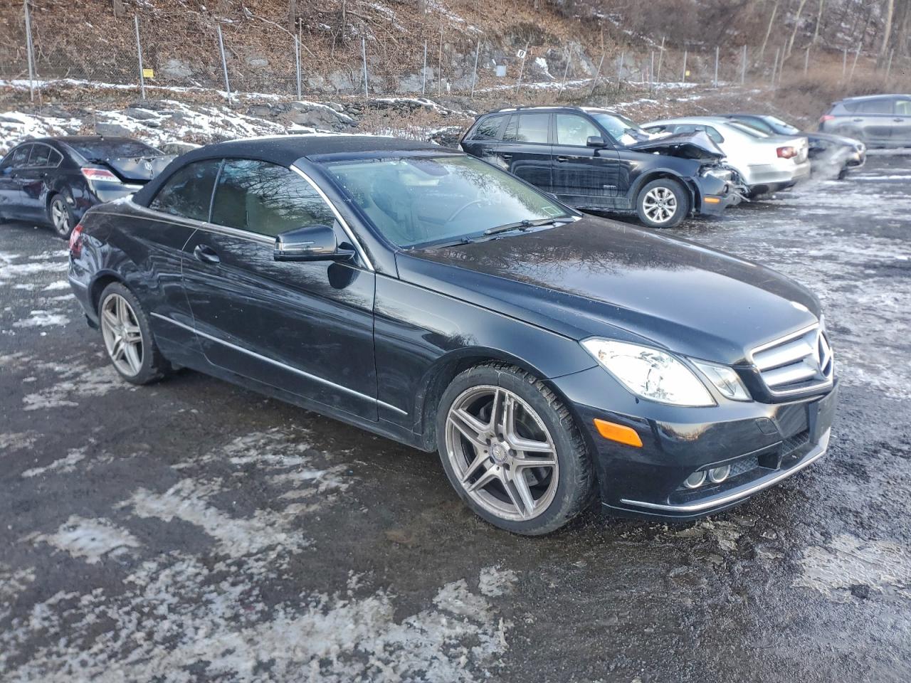 2011 MERCEDES-BENZ E 350 photo 4