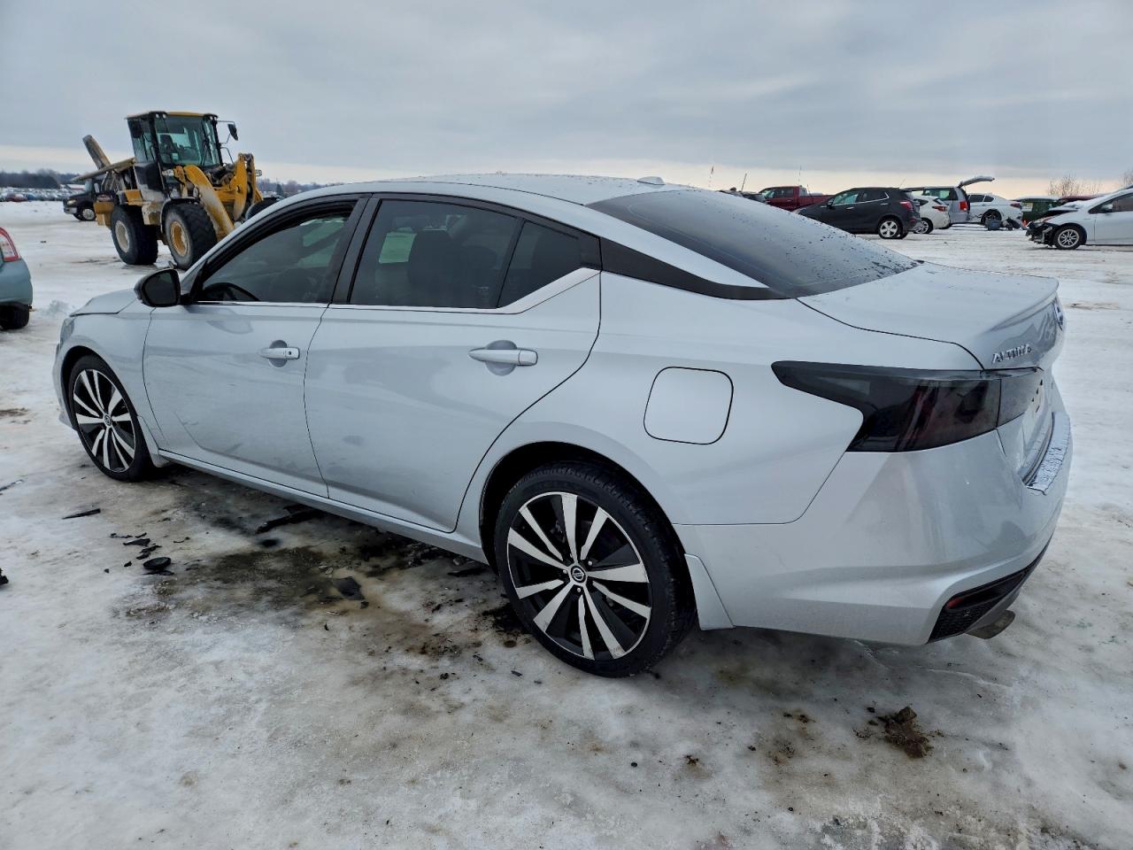 2019 NISSAN ALTIMA SR photo 2