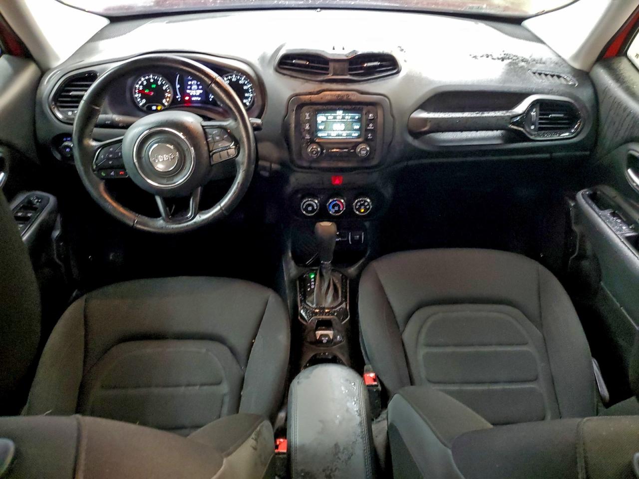 2017 JEEP RENEGADE LATITUDE photo 8
